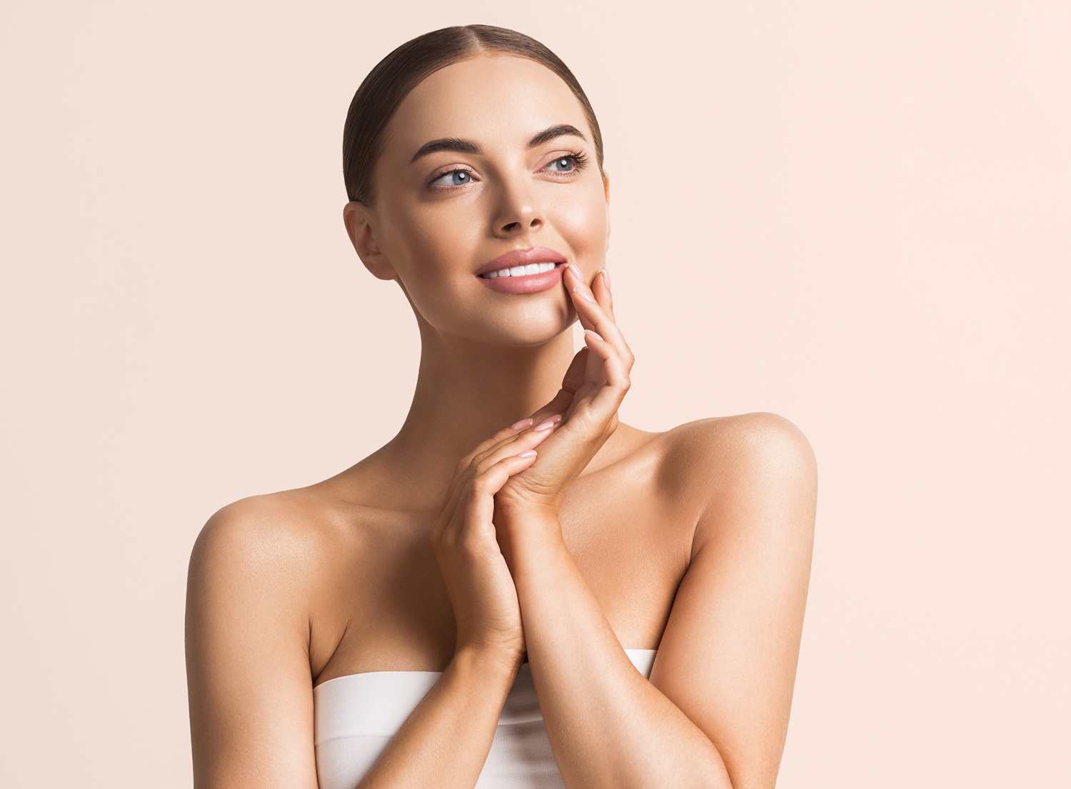 Healthy skin woman natural make up beauty face closeup